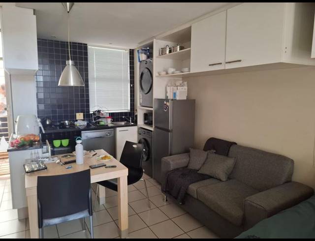2 BEDROOM PROPERTY TO RENT IN HILLCREST
